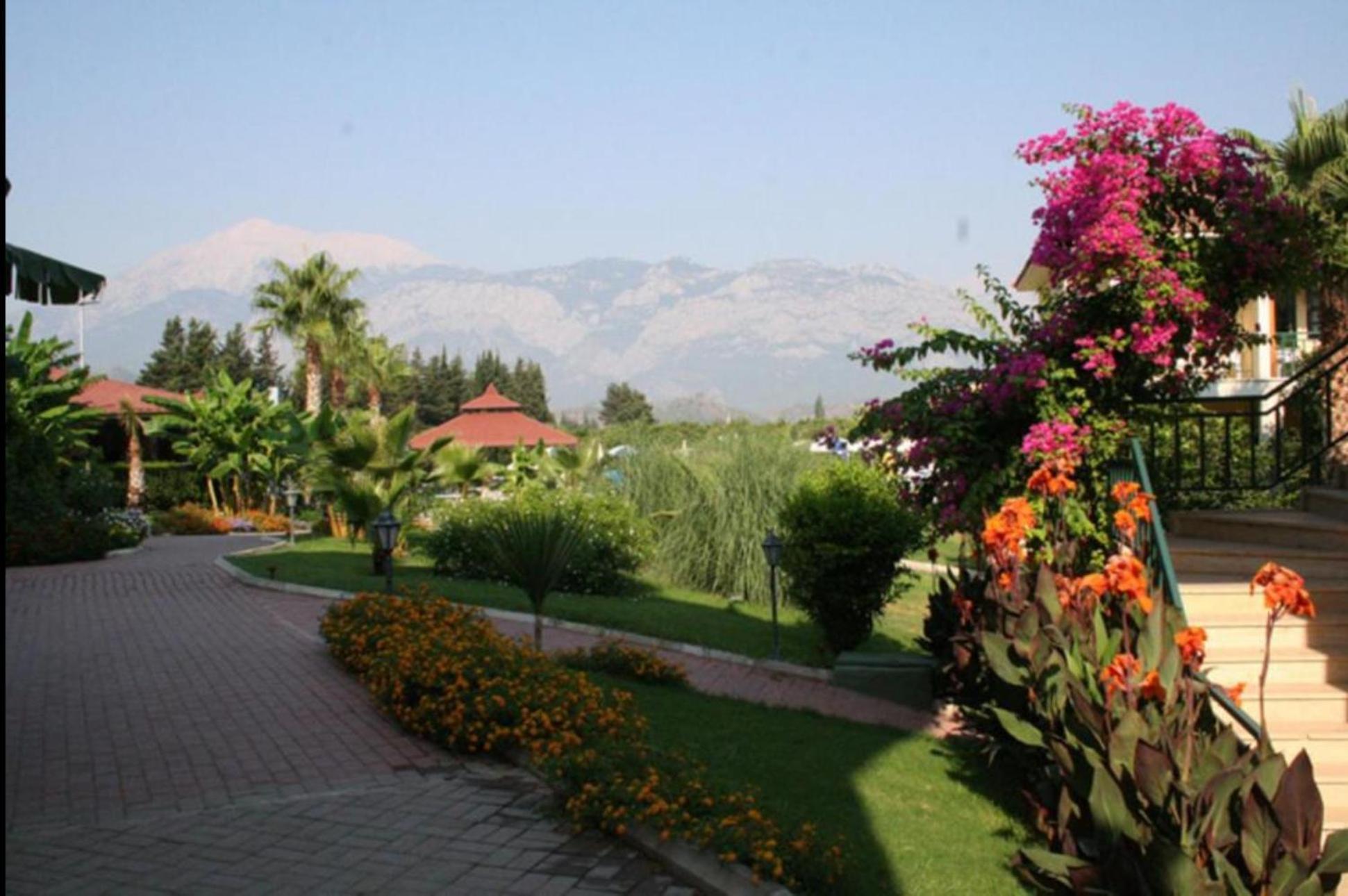 Mir'Amor Garden Resort Hotel Antália Exterior foto
